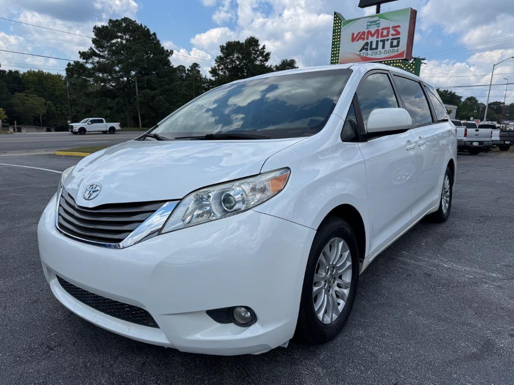 2012 Toyota Sienna XLE